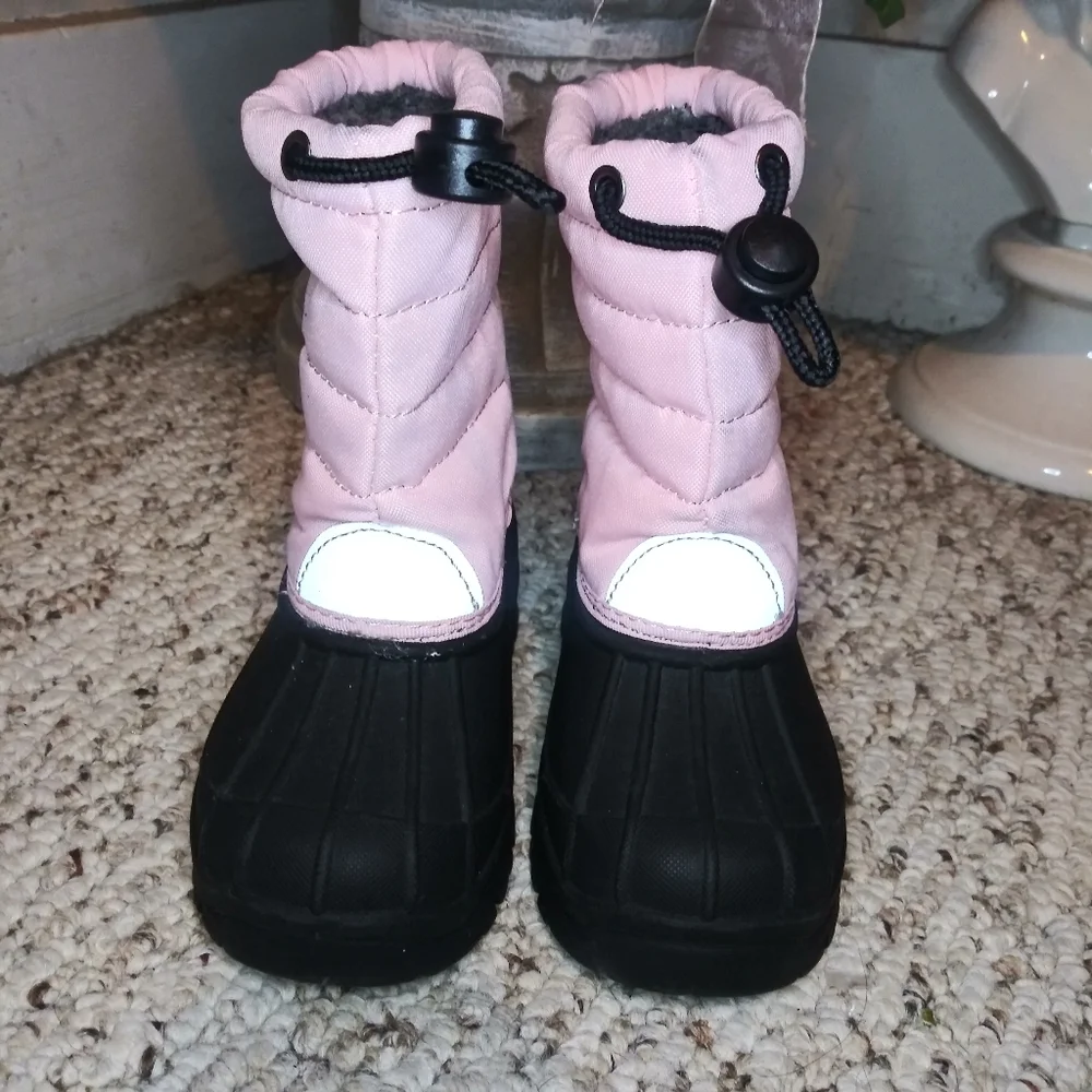 Girls Pink & Black Sherpa Lined Snow Boots